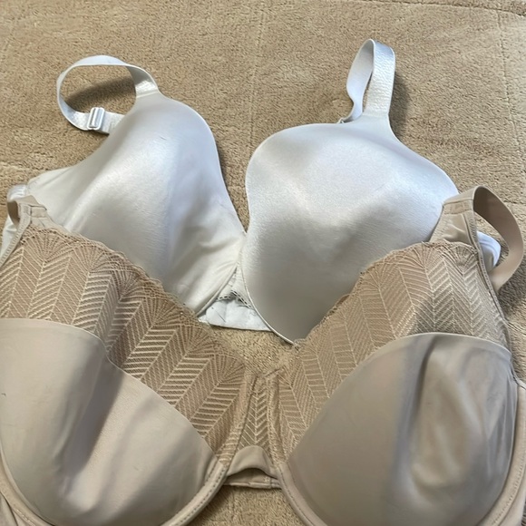 Lilyette/Bali Bras - Picture 1 of 8